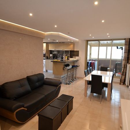 Appartement Rooftop 8 personnes grande terrasse avec parking Quartier Aéroport Niza Exterior foto