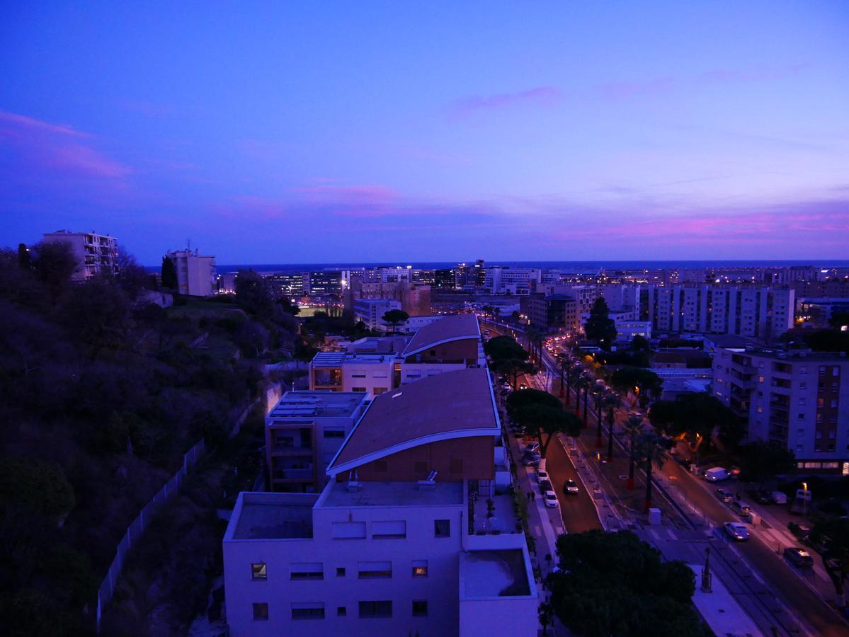 Appartement Rooftop 8 personnes grande terrasse avec parking Quartier Aéroport Niza Exterior foto