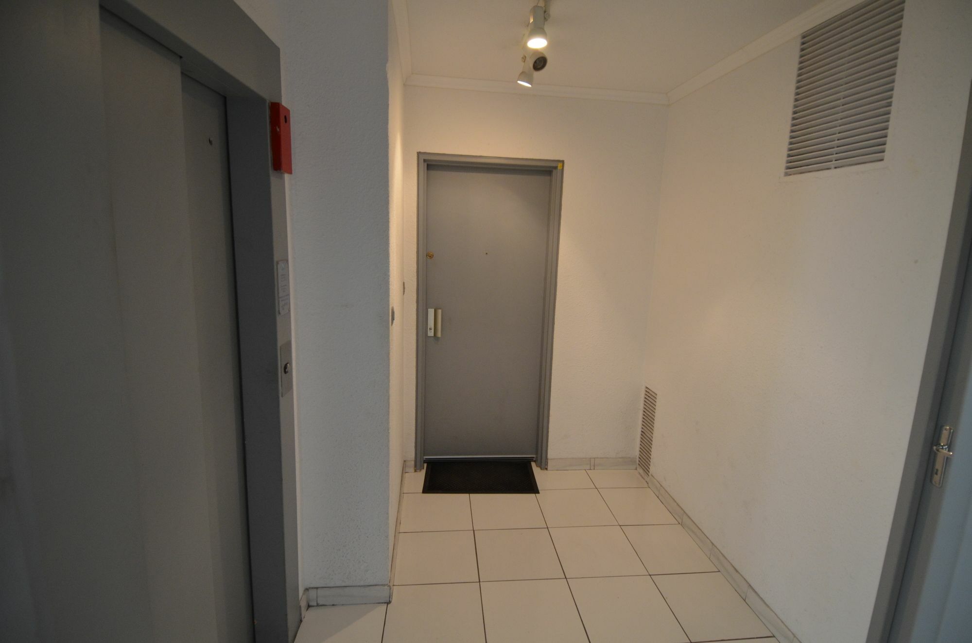 Appartement Rooftop 8 personnes grande terrasse avec parking Quartier Aéroport Niza Exterior foto