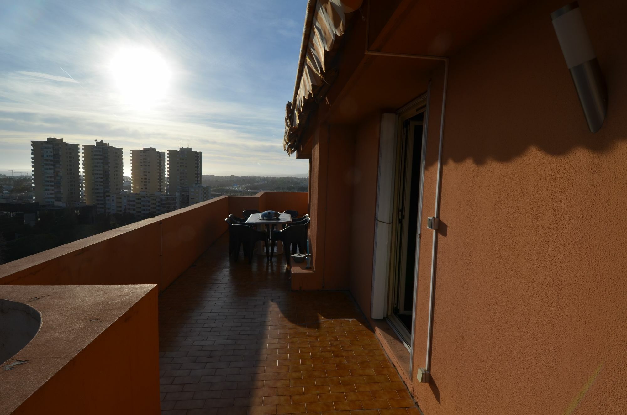 Appartement Rooftop 8 personnes grande terrasse avec parking Quartier Aéroport Niza Exterior foto
